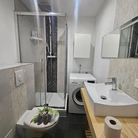 Reg Apartament